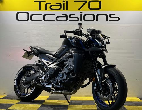 889 YAMAHA   MT 09