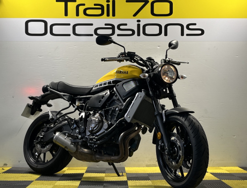 700 YAMAHA   XSR