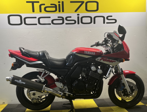 600 YAMAHA   FAZER S