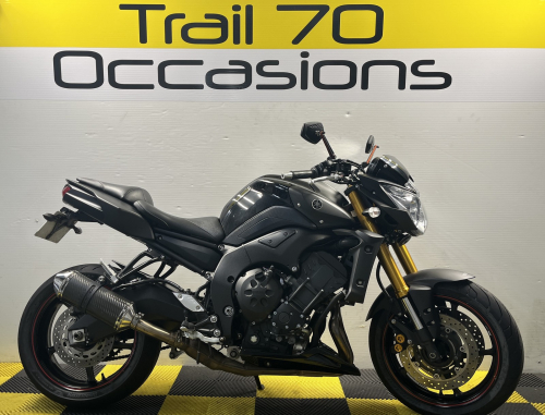 800 YAMAHA   FZ8 N