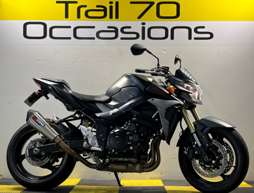 750 SUZUKI   GSR